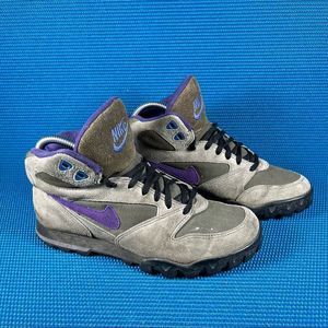 Nike Caldera vintage Hiking Boots - Women 7.5